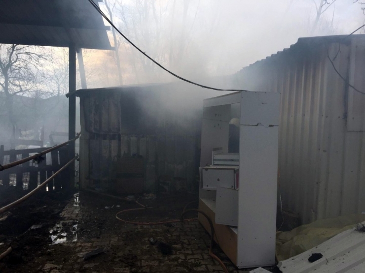 Malkara’da Konteyner Ev Yandı