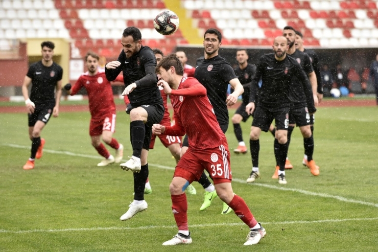 Tff 2. Lig: Gümüşhanespor: 0 - Başkent Akademi Fk: 3