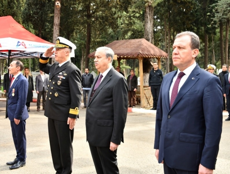 Çanakkale Şehitleri, Mersin Şehitliğinde Mini Törenle Anıldı