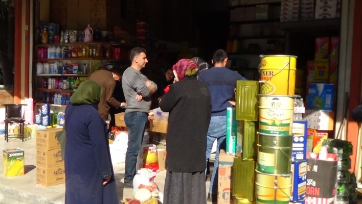 Yasak Ve Zam Korkusu Gıdacılar Çarşısını Hareketlendirdi