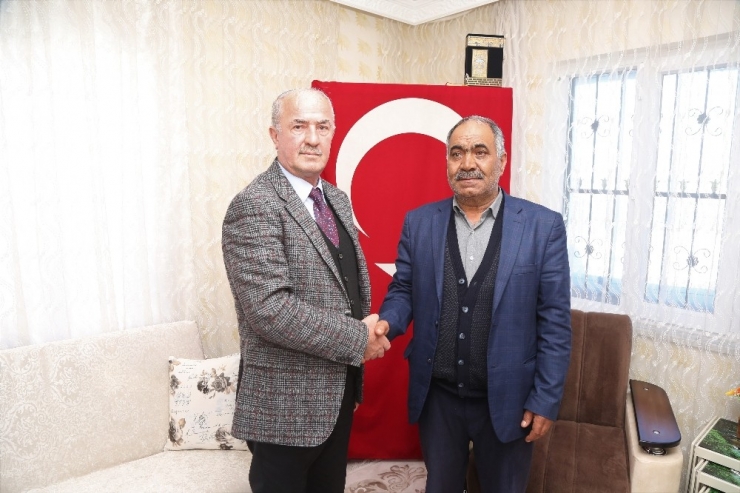 Başkan Akman’dan Şehit Ailelerine Ziyaret
