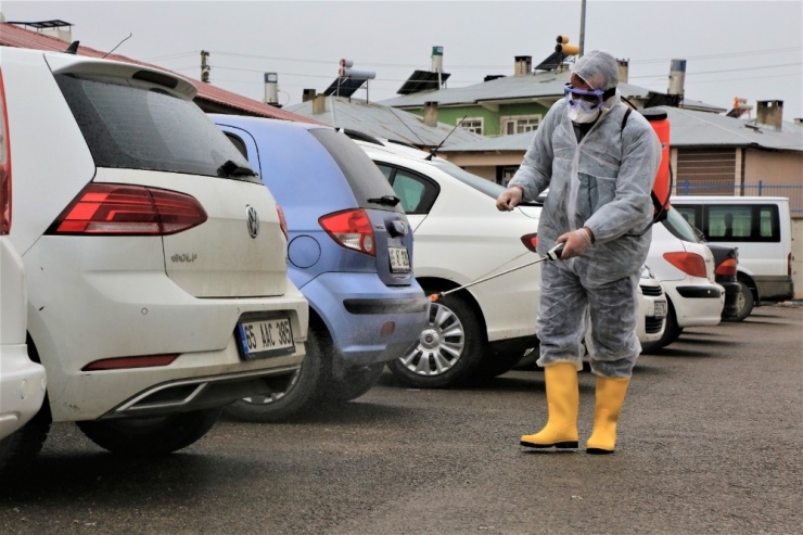 Tuşba Belediyesinden Dezenfekte Çalışması