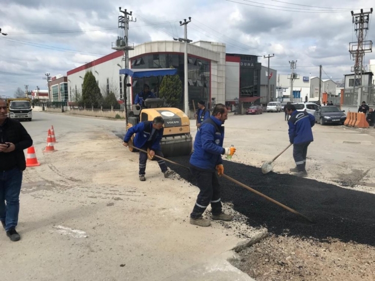 Başiskele Belediyesi Yolları Ve Kaldırımları Yeniliyor