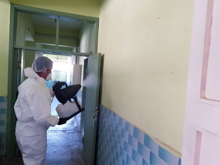 Ahlat’taki Okullar Dezenfekte Edildi