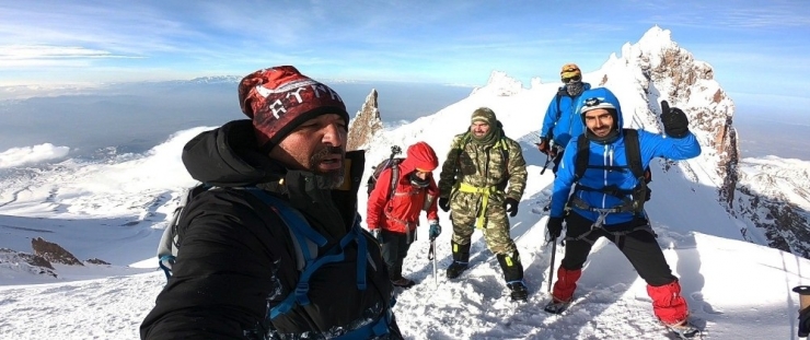 18 Mart Seyit Onbaşı Tırmanışı Yapıldı