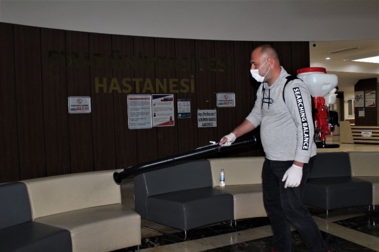 Korona Virüsüne Karşı Fırat Üniversitesi Hastanesi Dezenfekte Edildi