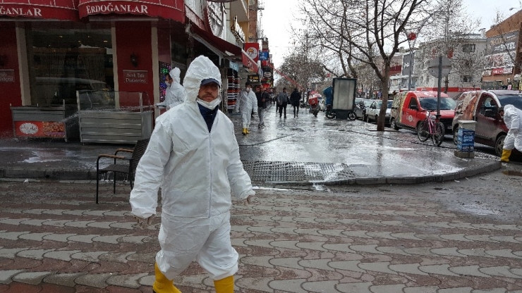 Erzincan’ın Caddelerinde Korona Virüs Temizliği