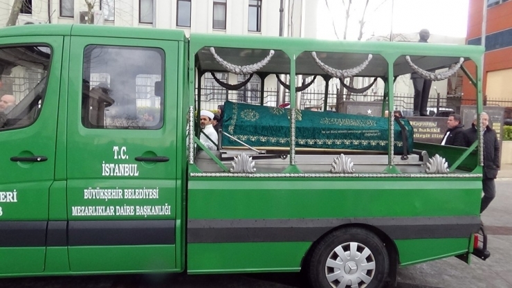 Eski Beykoz Belediye Başkanı Yücel Çelikbilek İçin Beykoz’da Helallik Alındı