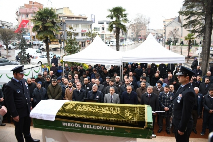 Başkanvekili Kara Toprağa Verildi