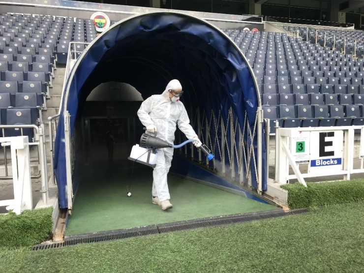 Ülker Stadyumunda Korona Virüse Karşı Dezenfekte Çalışması