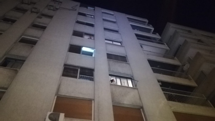 İzmir’de Sağlık Çalışanlarına Alkışlı Destek