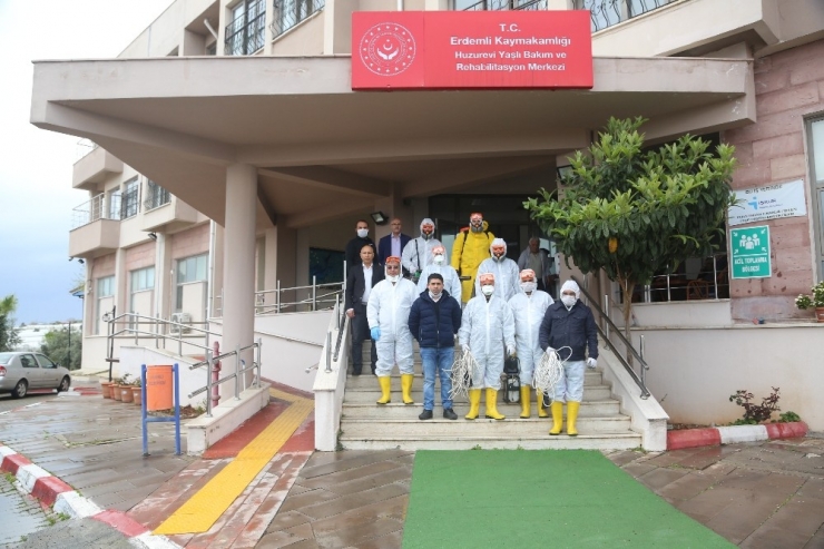 Erdemli’de Korona Virüse Karşı 200 Kişilik Ekip Kuruldu