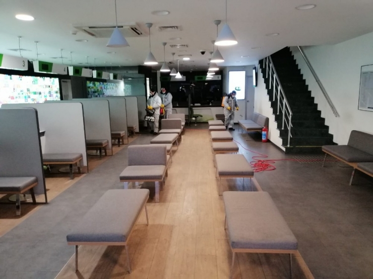 Kamu Binaları Ve Bankalar Dezenfekte Edildi