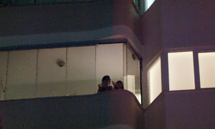 Rize’de Sağlık Çalışanlarına Alkışlı Destek