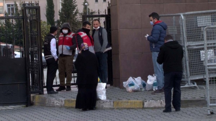 Karantina Yurtlarındaki Vatandaşlar 2’nci Güne Uyandı