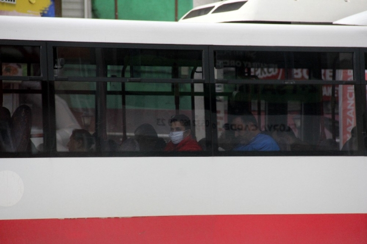 Korona Virüse Yakalanan Arttıkça Vatandaşlar Da Tedbiri Arttırıyor