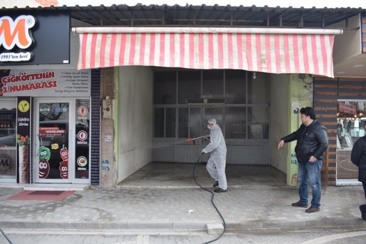 Havran’da 24 Saat Aralıksız Dezenfekte Çalışması Yapılıyor