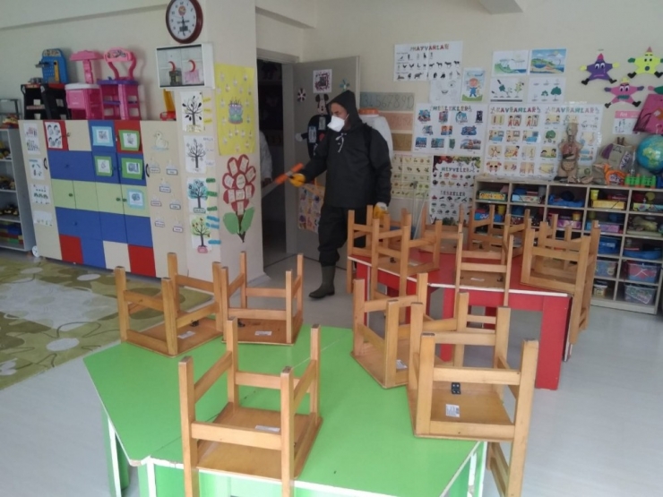 Türkeli’deki Okullar Dezenfekte Edildi