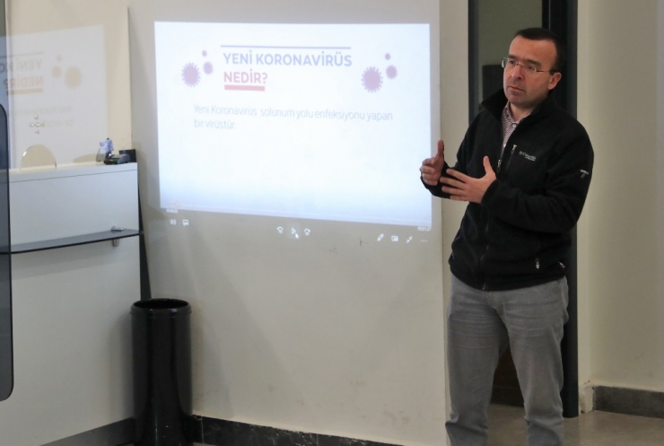 Belediye Personeline Virüsten Korunma Eğitimi