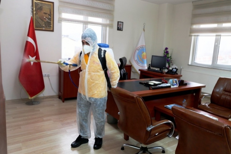 Bingöl Üniversitesi’nde Korona Virüsüne Karşı Dezenfekte Çalışması