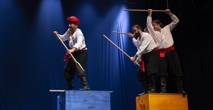 Tiyatroda Korona Rekoru