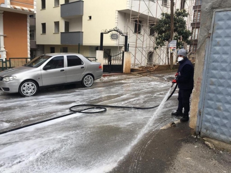 Gebze Meydanındaki Banklar Korona Virüs Tedbirleri İçin Kaldırıldı