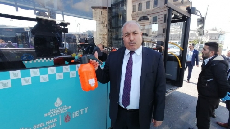 İstanbul’da Özel Halk Otobüsü Şoförlerinden Örnek Davranış