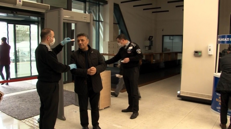 Kayseri’de Korona Virüs Önlemleri Arttı