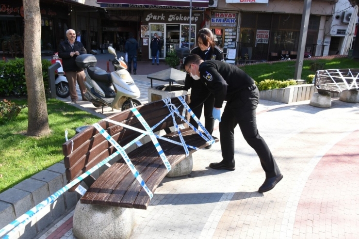 Nazilli’de Banklara Şerit Çekildi