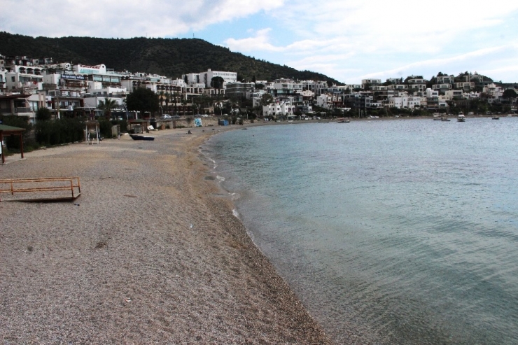 Bodrum Sahilleri İlk Kez Bomboş Kaldı