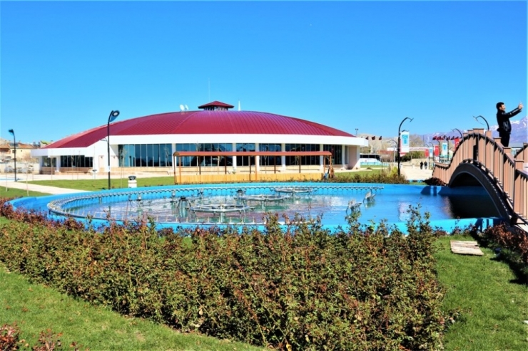 Tuşba Belediyesinden Kiracılarını Rahatlatacak Karar