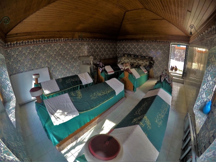 Ahmed Şemseddin Karahisari’nin Kabri Bulundu