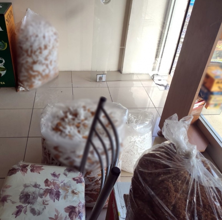 Adana’da 30 Bin Liralık Kaçak Sigara Ve Tütün Operasyonu