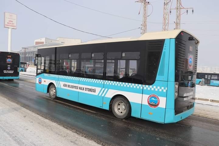 Ağrı’da Sağlıkçılara Şehir İçi Ulaşım Ücretsiz