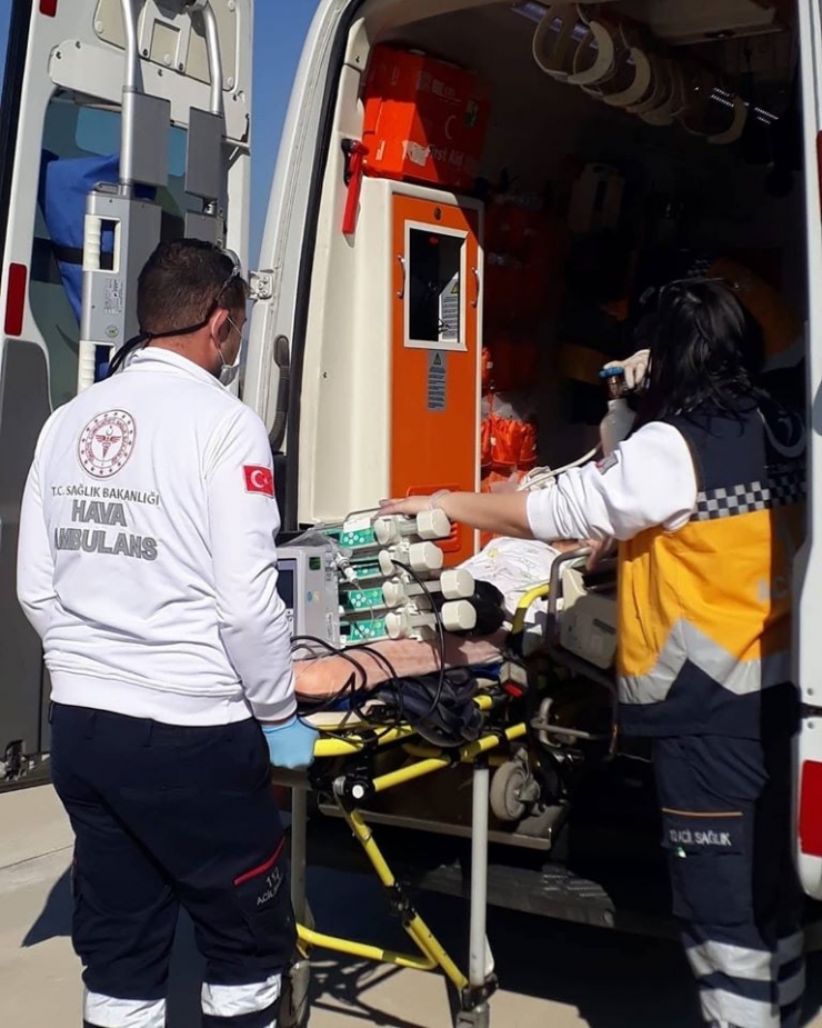 Helikopter Ambulans 11 Aylık Bebek İçin Havalandı