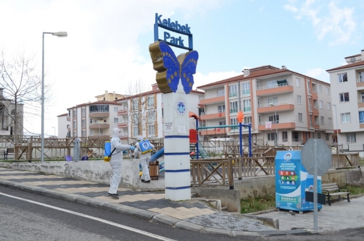 Battalgazi’de Depremzedeler İçin Kurulan Konteynerler Dezenfekte Edildi