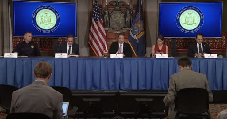 Abd’nin Kalbi New York’ta Kısmi Sokağa Çıkma Yasağı