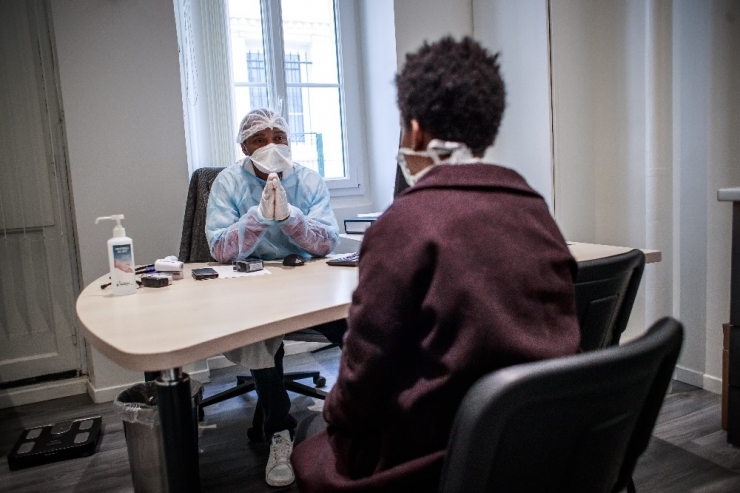 Fransa’da Korona Virüsü Bilançosu: 450 Ölü, 12 Bin 612 Vaka