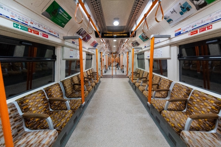 İngiltere’de Korona Virüs Nedeniyle Ölü Sayısı 184’e Yükseldi