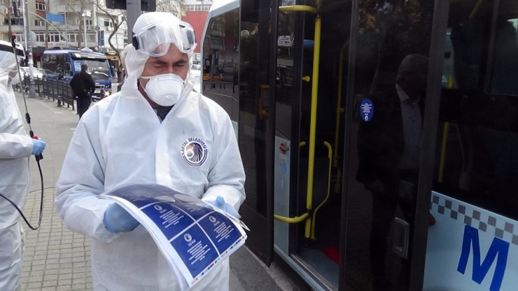 İstanbul’da Hatlı Minibüsler Korona Virüsüne Karşı Dezenfekte Edildi