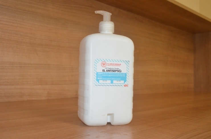 Kırşehir Sağlık Müdürlüğü, Kendi Antiseptiğini Üretti