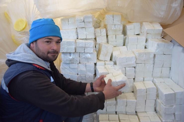 Hükümetin "Gıda Stokumuz Yeterli" Açıklamasına, Kumluca’dan Destek