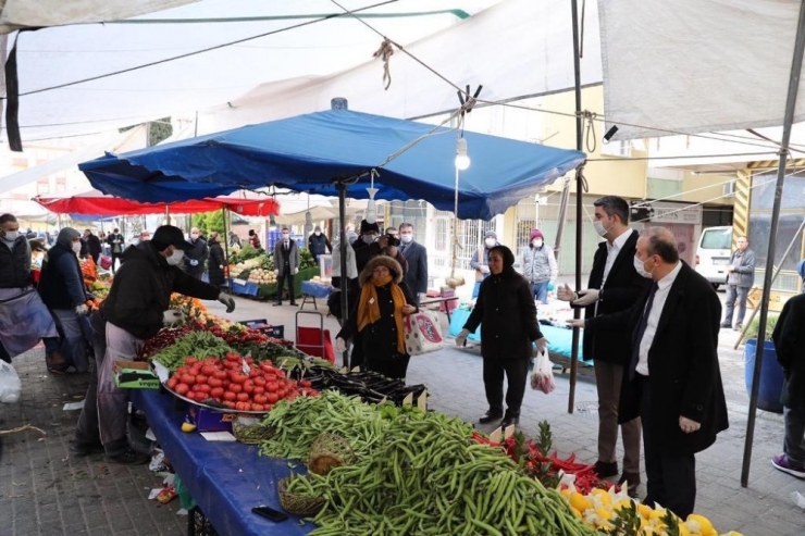 Kartal’da Pazarlara El Dezenfektan Ünitesi Kuruldu