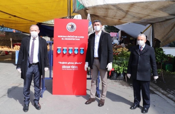 Kartal’da Pazarlara El Dezenfektan Ünitesi Kuruldu