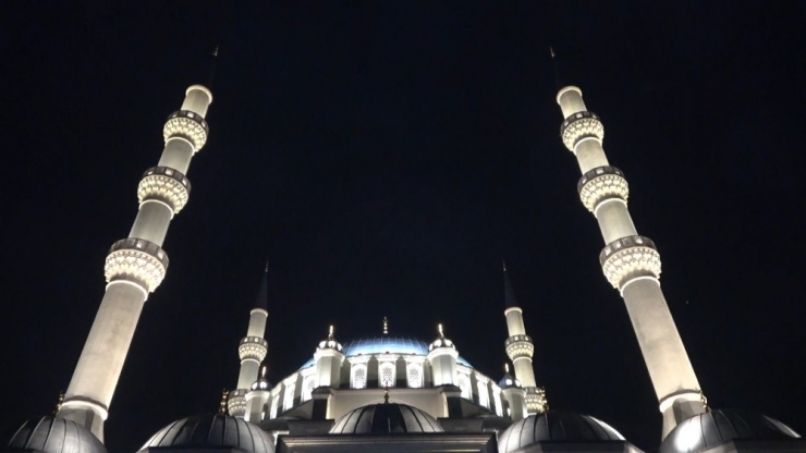 Kırıkkale’de Miraç Kandili’nde Camiler Boş Kaldı