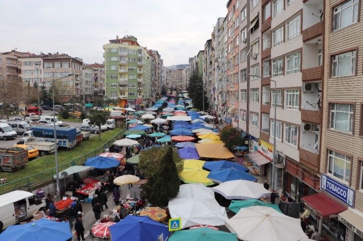 Pazarda Virüs Tedbirsizliği