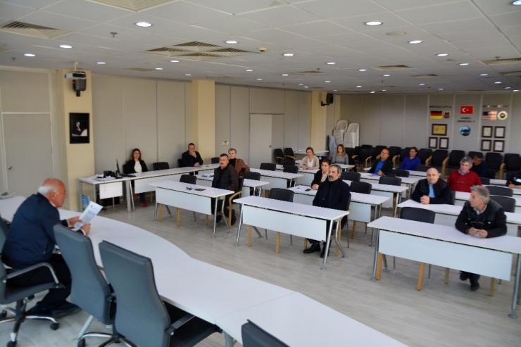 Başkan Tuncel’den İlaçlama Ekibine Motivasyon İkramiyesi