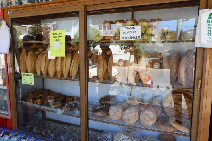 Marmaris’te Sebze Ve Meyvelerin Ardından Ekmeklerde Poşete Girdi