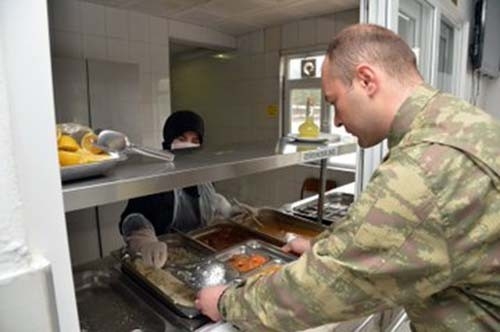 Msb:"tüm Yurtta Olduğu Gibi Millî Savunma Bakanlığı Bünyesindeki Birimlerde De Koronavirüs Tedbirleri Alınmaya Devam Ediliyor. Bu Kapsamda Kışla Yemekhanelerimize Düzenli Olarak Dezenfekte İşlemleri Uygulanıyor, Askerlerimiz