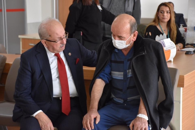 Hastalığı Yenemedi